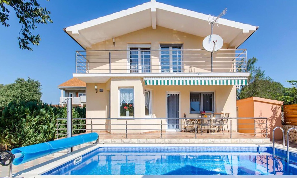 Primorski Dolac House | Nice home in Primorski Dolac