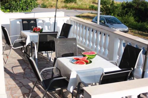 Povile Apartment | One-Bedroom Apartment Novi Vinodolski near Sea 7