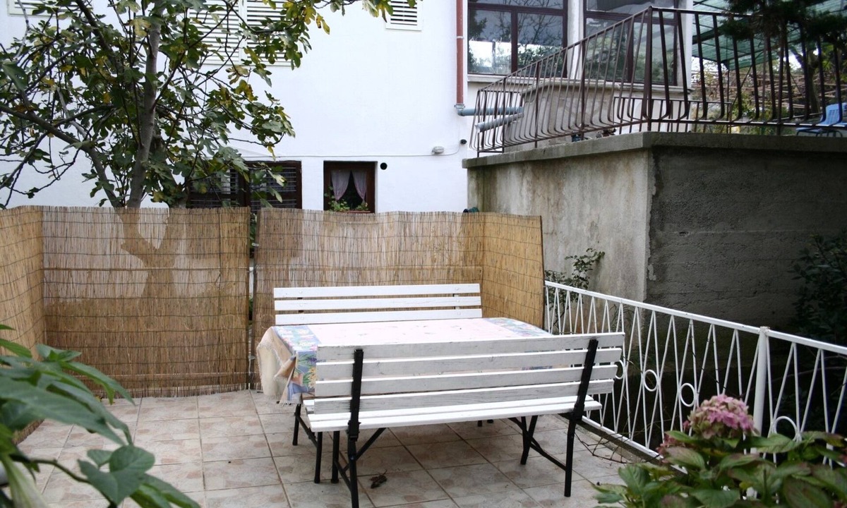 Cove Murtar Apartment | One bedroom apartment with terrace Mali Lošinj, Lošinj (A-2495-a)