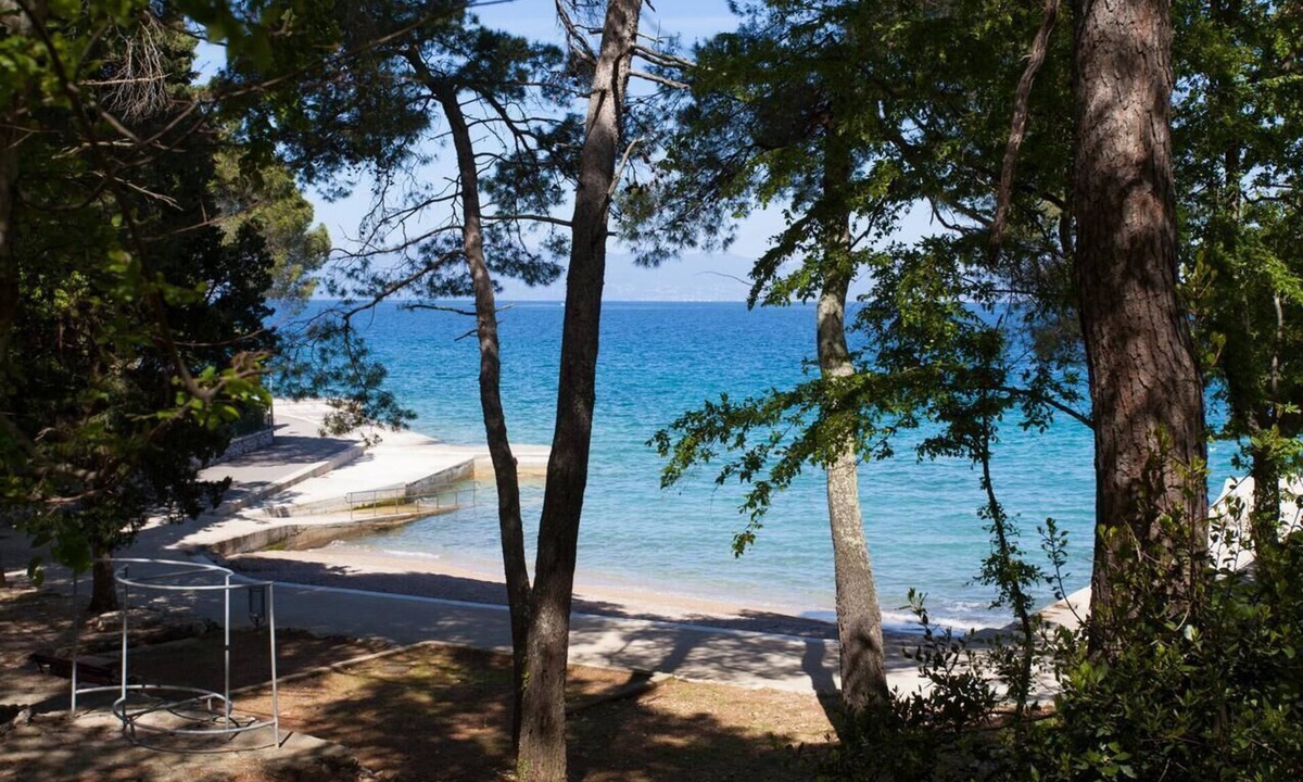 Milovcici Apartment | One bedroom apartment with balcony Milovcici, Krk (A-19308-c)
