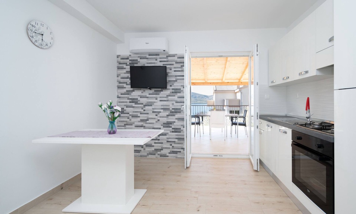 Kustici Apartment | One bedroom apartment with terrace and sea view Zubovići, Pag (A-4141-c)