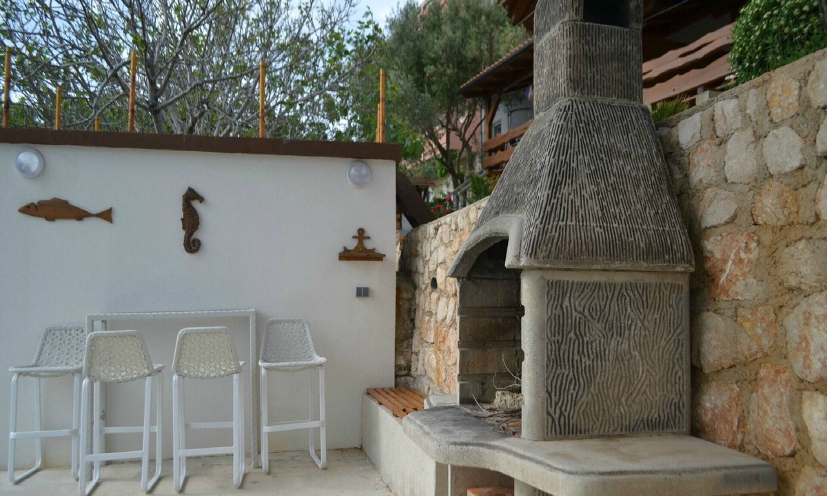Stara Novalja Apartment | One bedroom apartment near beach Stara Novalja (Pag) (A-4106-a)