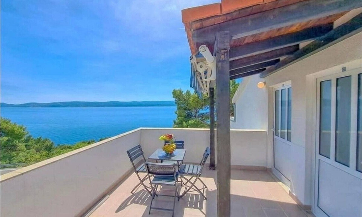 Medici Apartment | One bedroom apartment with terrace and sea view Medići, Omiš (A-23741-c)