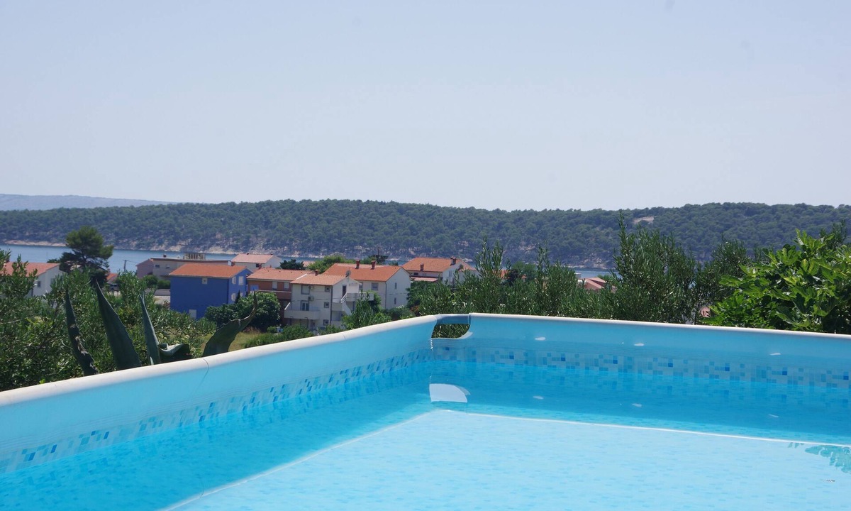 Rab Apartment | One bedroom apartment with a swimming pool Barbat, Rab (A-4988-a)
