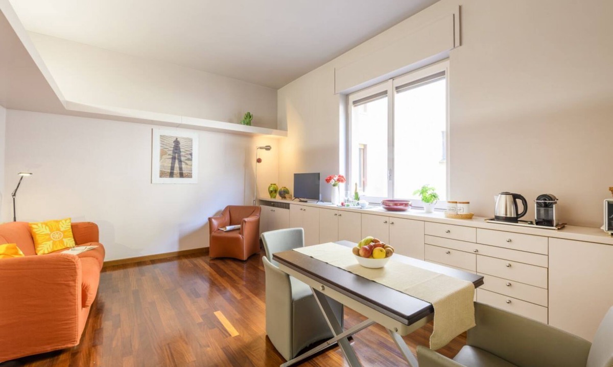 San Marco Apartment | PALERMO, 14 – Garibaldi/Brera Modern Suite