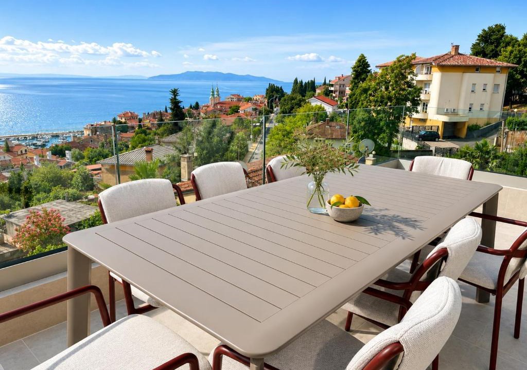 Volosko Apartment | Panoramic Seaview Apartment, completely renovated