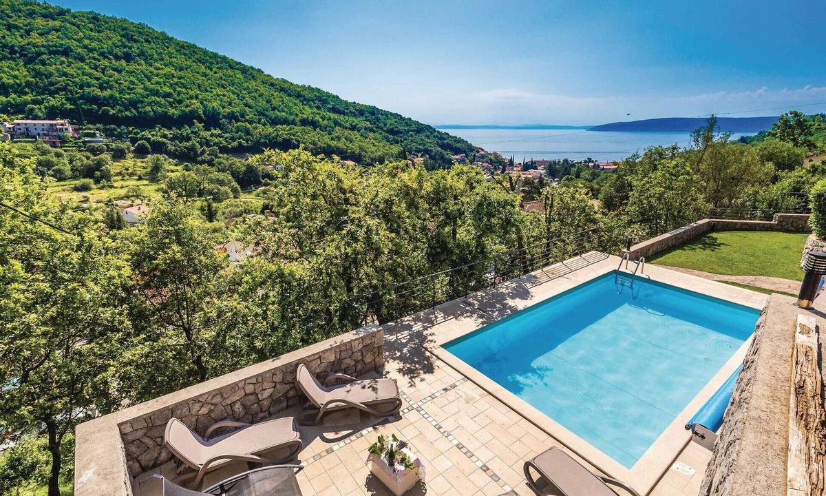 Sucici Apartment | Pet friendly apartment in Moscenicka Draga