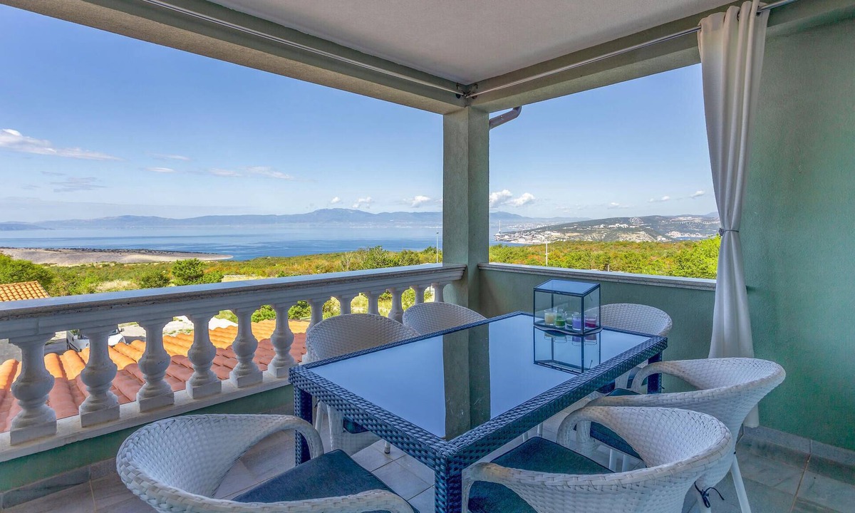 Smrika Apartment | Pet friendly apartment in Smrika