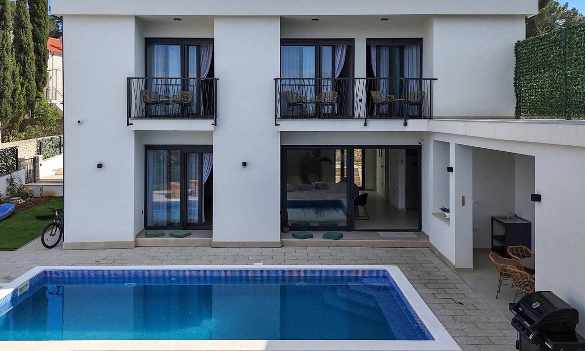 Splitska House | Pet friendly home in Supetar