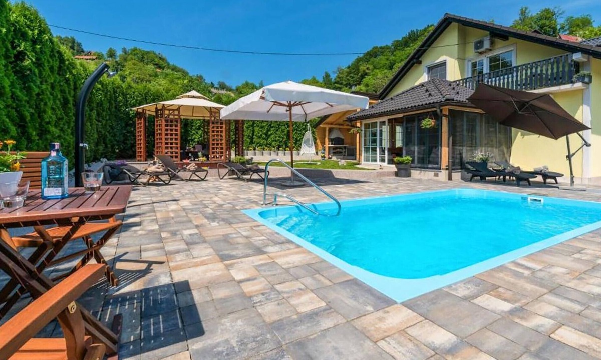 Tuheljske Toplice House | Pet friendly home in Tuheljske Toplice with sauna