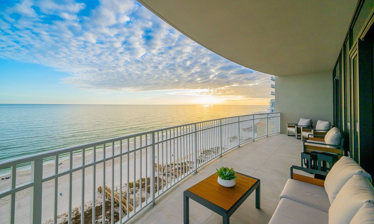 Gulf Shores Condo | Phoenix Gulf Shores Ii 1105 4 Bedroom Condo