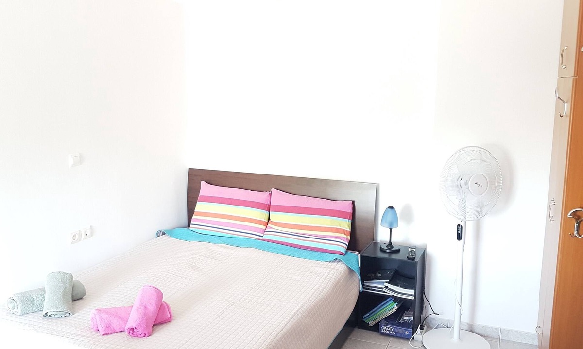 Nea Artaki Apartment | PiPi's House is located in Nea Artaki, Evia and has a balcony and sea views.