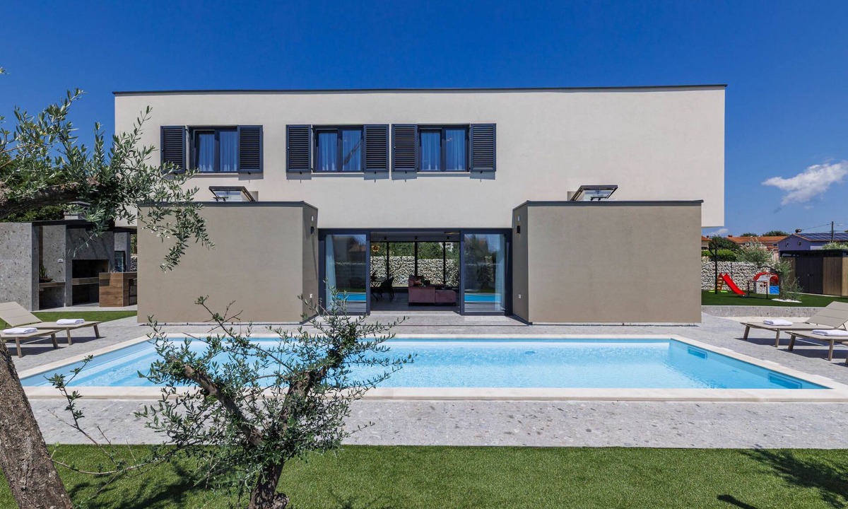 Loborika House | Qube n' Qube by Interhome