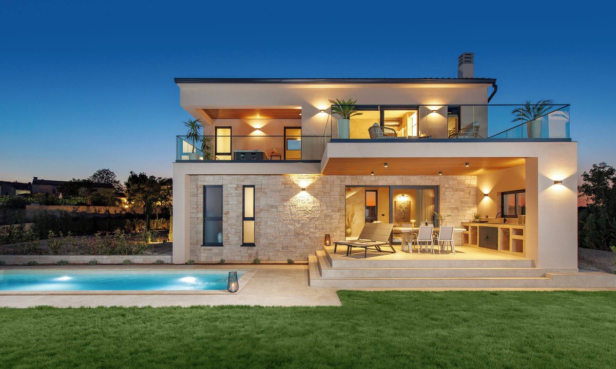Kunj Villa | Romantic villa with sauna, jacuzzi & heated pool for couples in Istria