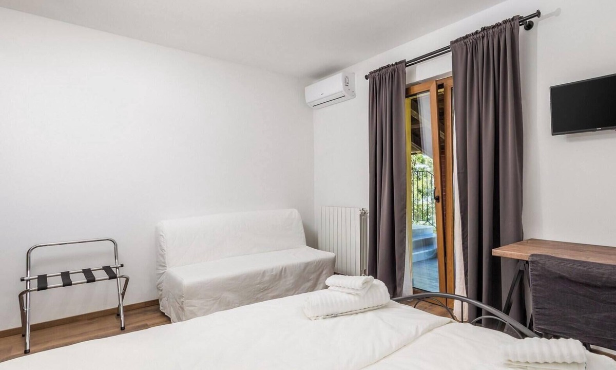 Vrh Apartment | Rona Mea Vista room 1
