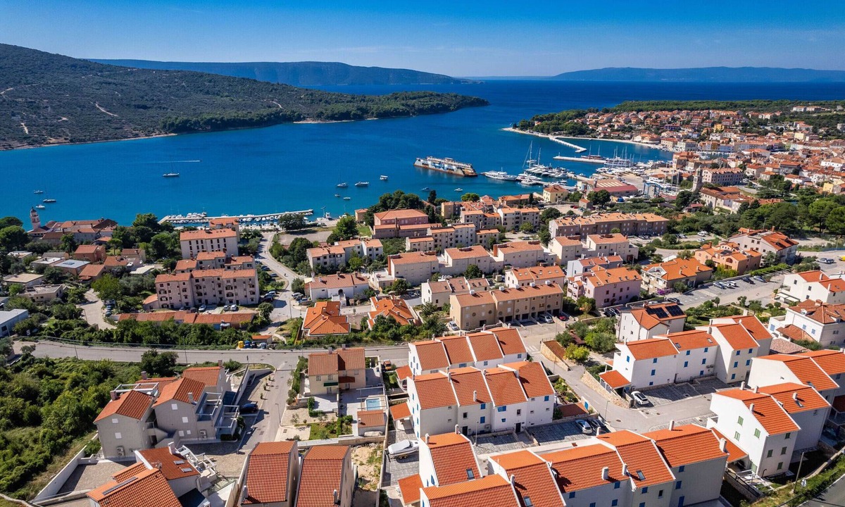 Cres Apartment | Sea View Relaxation - Apt Paula, Island Cres