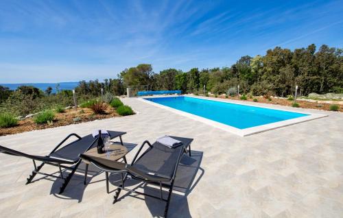 Suha Punta Villa | SEA VIEW VILLA *big pool * BBQ * direct sea access