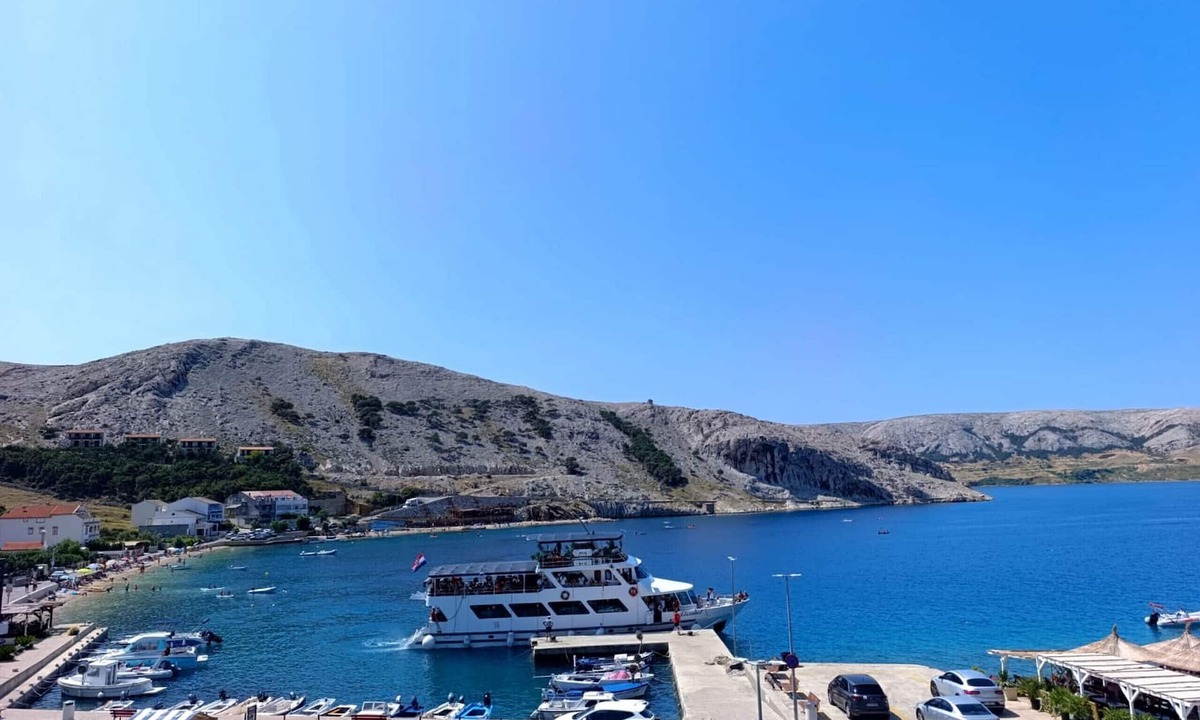 Metajna Apartment | Seafront apartment Valla 4