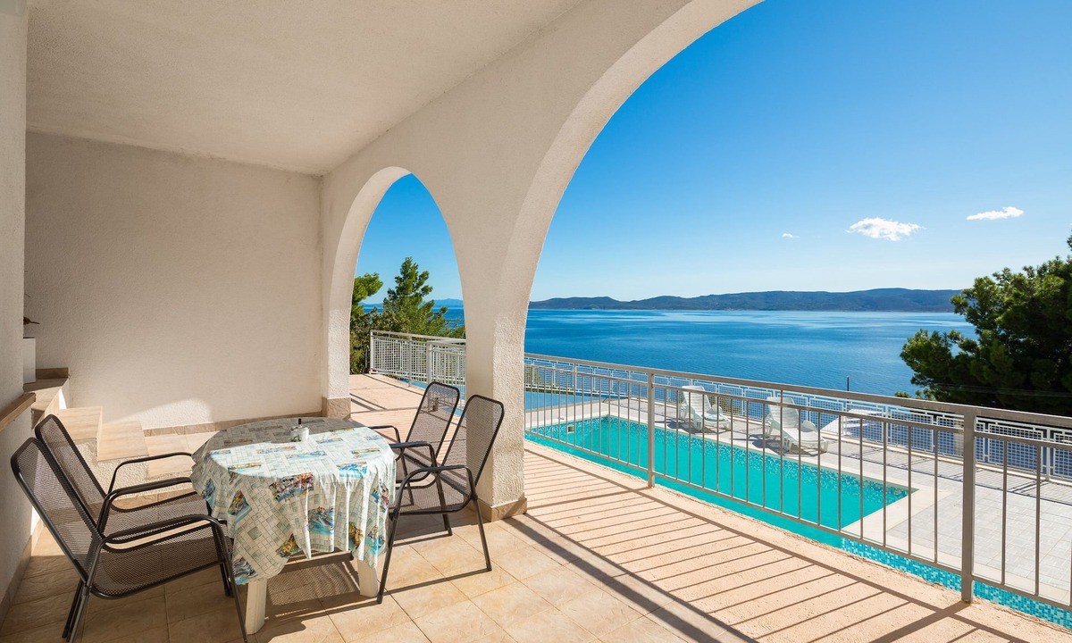 Marusici Apartment | Seaside Apartments Ivana
