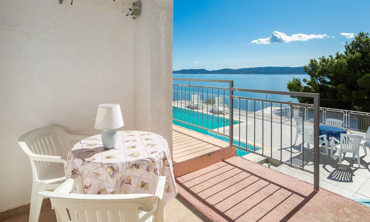 Marusici Apartment | Seaside Apartments Ivana