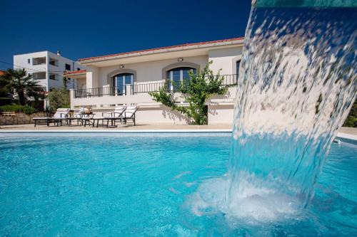 Barbat na Rabu House | Seaside family friendly house with a swimming pool Barbat, Rab - 22081