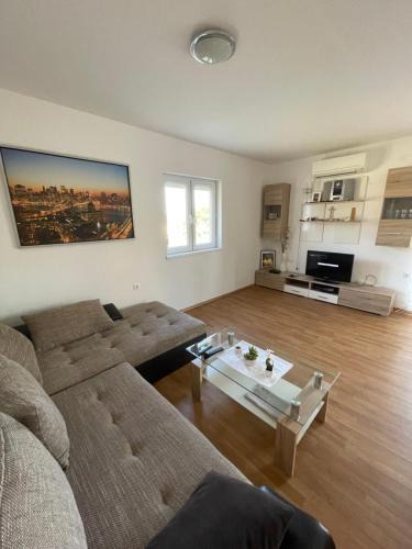 Rudine Apartment | Seaview Apartments Lagetar