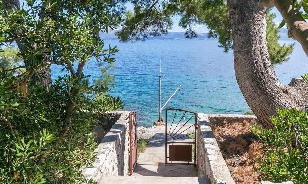 Necujam House | Secluded fisherman's cottage Cove Fabrice, Šolta (K-8692)