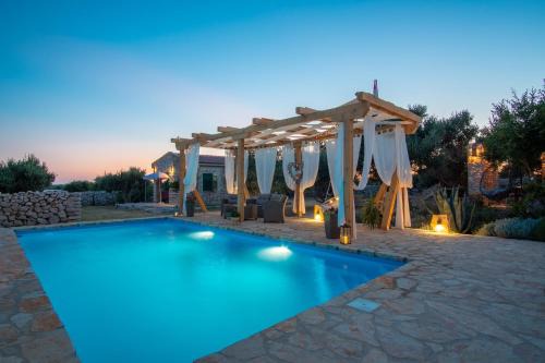 Kosljun House | Secluded house with a swimming pool Kosljun, Pag - 22238