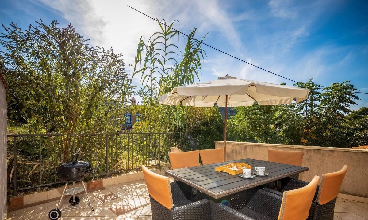 Supetarska Draga Other | Simple and functional two bedroom apartment on island of Rab