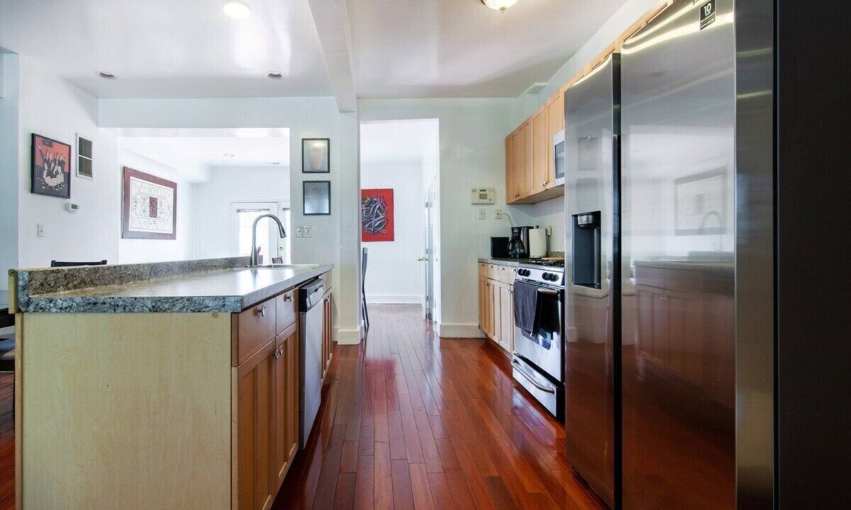 Petworth House | Spacious, Relaxing, 4 Bd 3.5 Ba Home In Petworth!