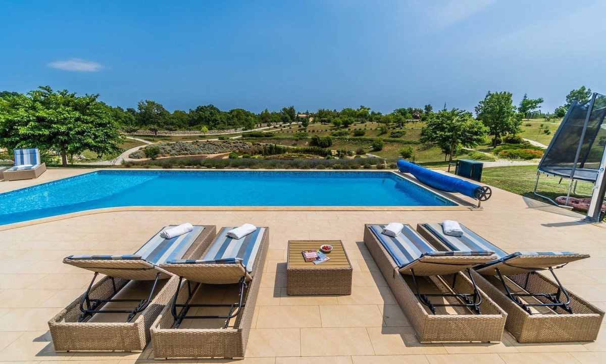 Divsici Villa | Spiral Garden, Lavender Fields, Pool - Arkaim