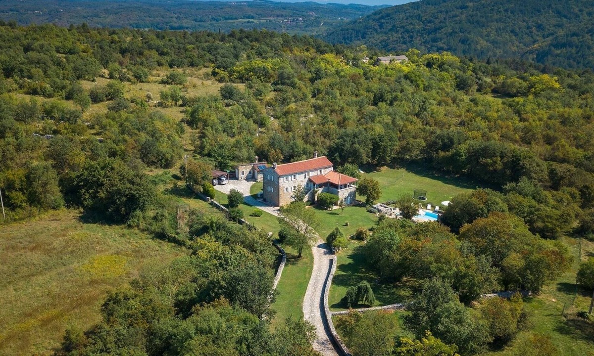 Makovci Villa | Stancia Vigini by Villas Guide