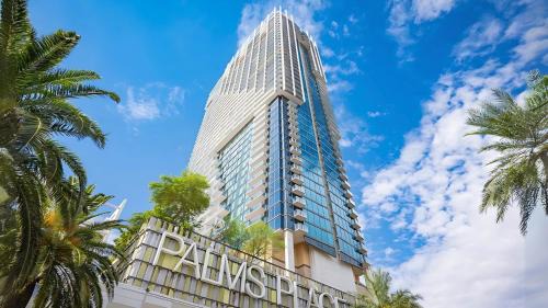 Las Vegas Hotel | StripSuite Palms Place BALCONY Hotel,Resort & Casino - NO RESORT FEE