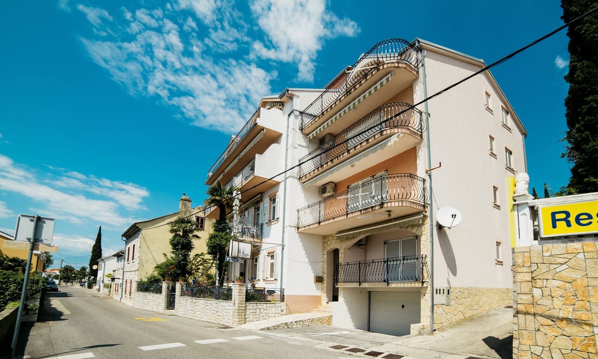 Selce Apartment | Studio flat near beach Selce (Crikvenica) (AS-2364-d)