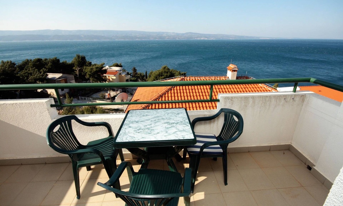 Tice Apartment | Studio flat with terrace and sea view Balića Rat, Omiš (AS-4868-b)