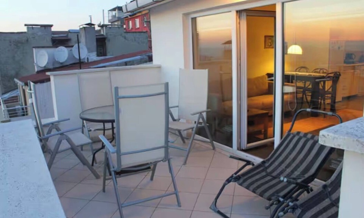 Taksim Apartment | Studio in the Heart of the City 1