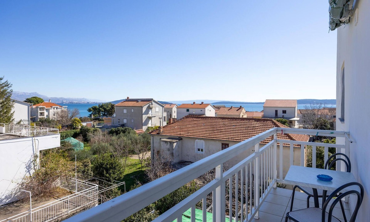 Kastel Stafilic Apartment | Stunning apartment in Kastel Stafilic