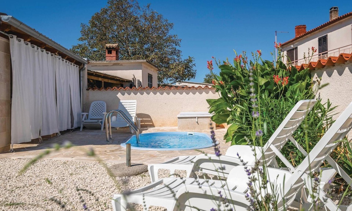 Hreljici House | Stunning home in Hreljici with WiFi