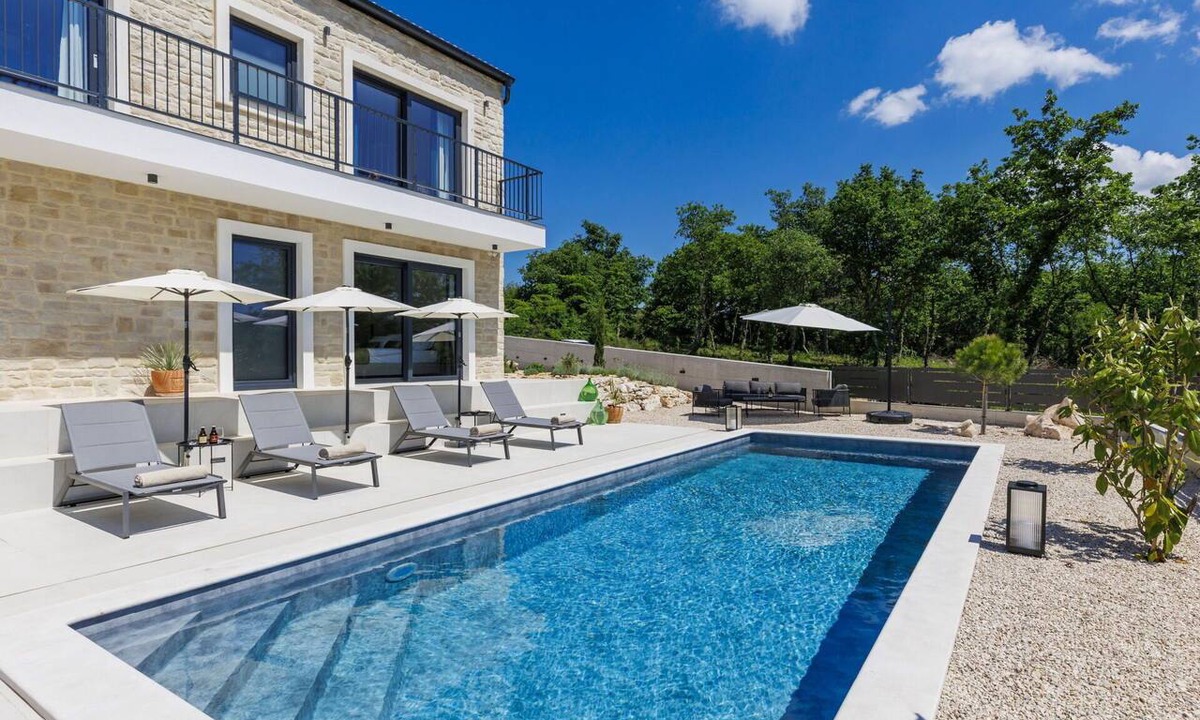 Makovci House | Stunning private villa with internet, A/C, private pool, TV, terrace and panoramic view