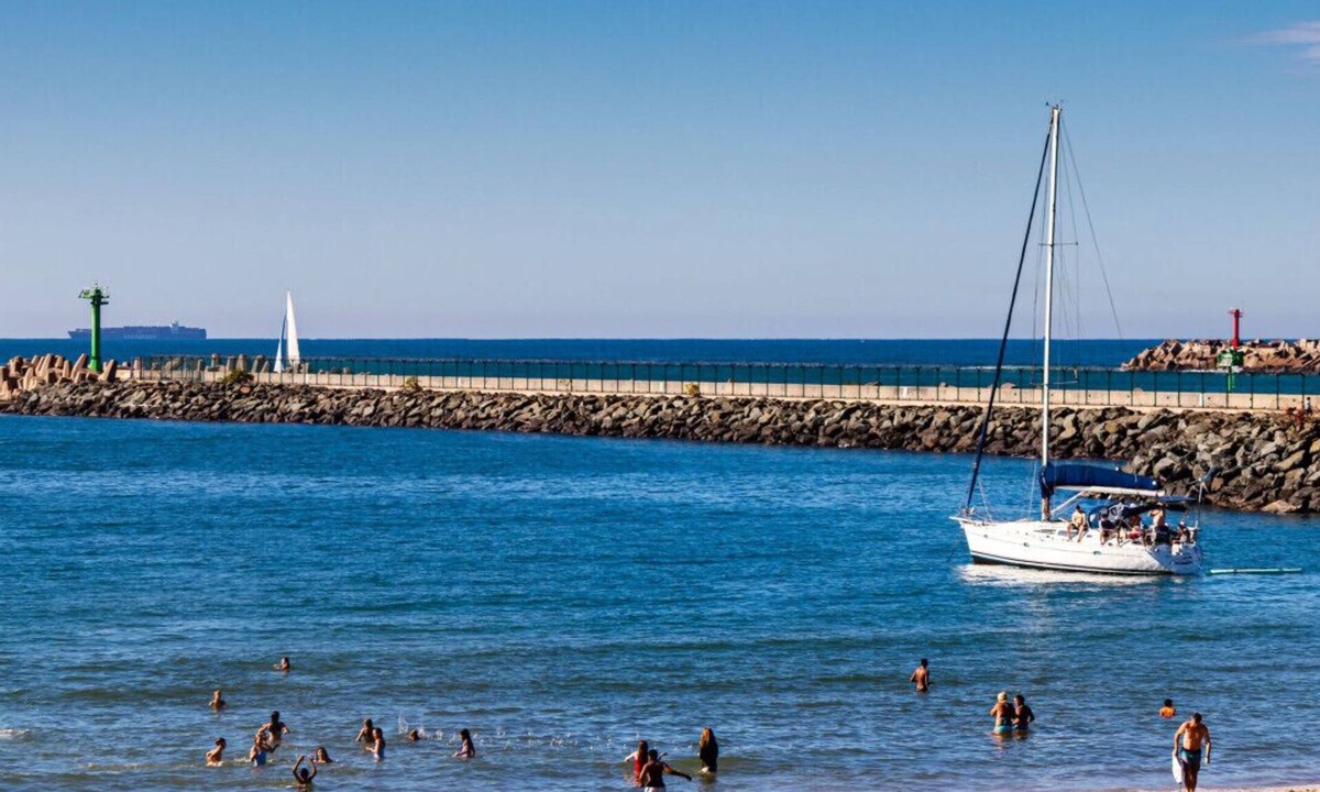 Durban Point Apartment | Stunning Sails on Point G501