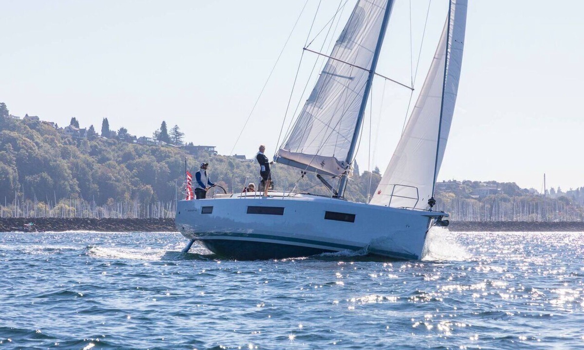 Volos City Centre Boat Rental | Sun-Kissed Sailing Adventure in the Sporades Islands from Volos, Thessaly