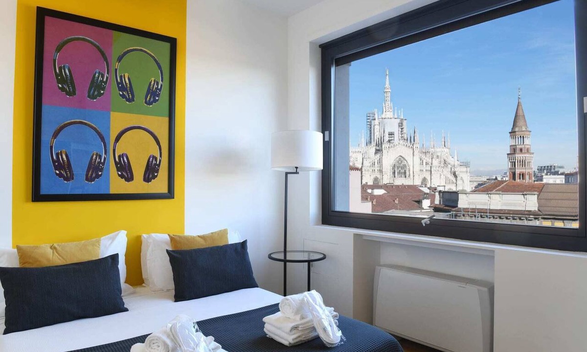 Milan Centre Apartment | Sweett | Duomo View I