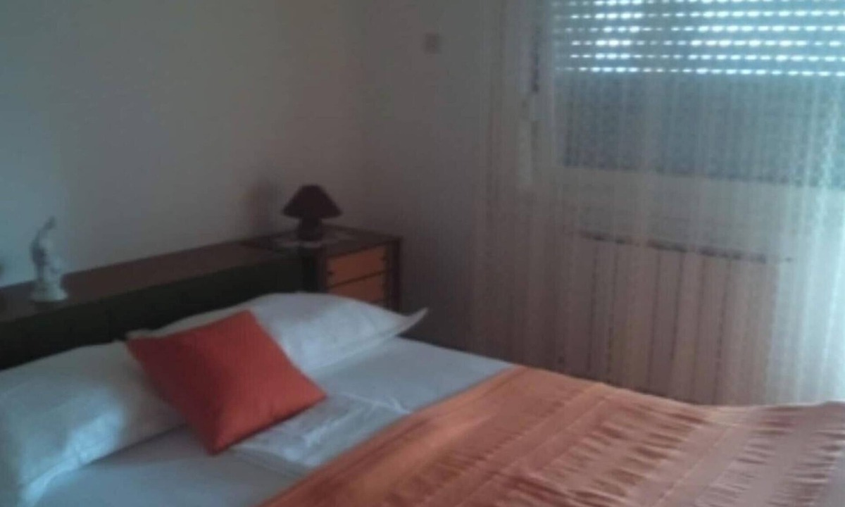Seget Donji Apartment | Three-Bedroom Apartment