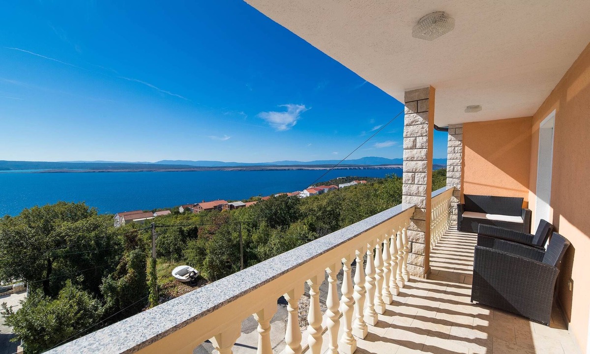 Dramalj Apartment | Three bedroom apartment with a swimming pool Dramalj, Crikvenica (A-5594-b)