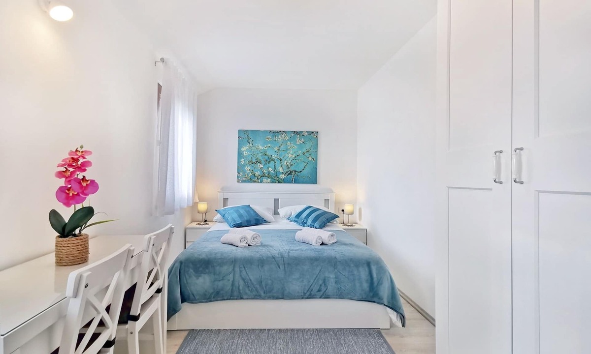 Vardica Apartment | Three bedroom apartment with terrace Gornji Picudo, Umag (A-22354-a)
