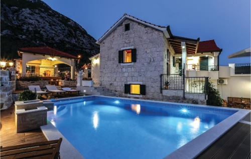Gata House | Three-Bedroom Holiday Home In Gata