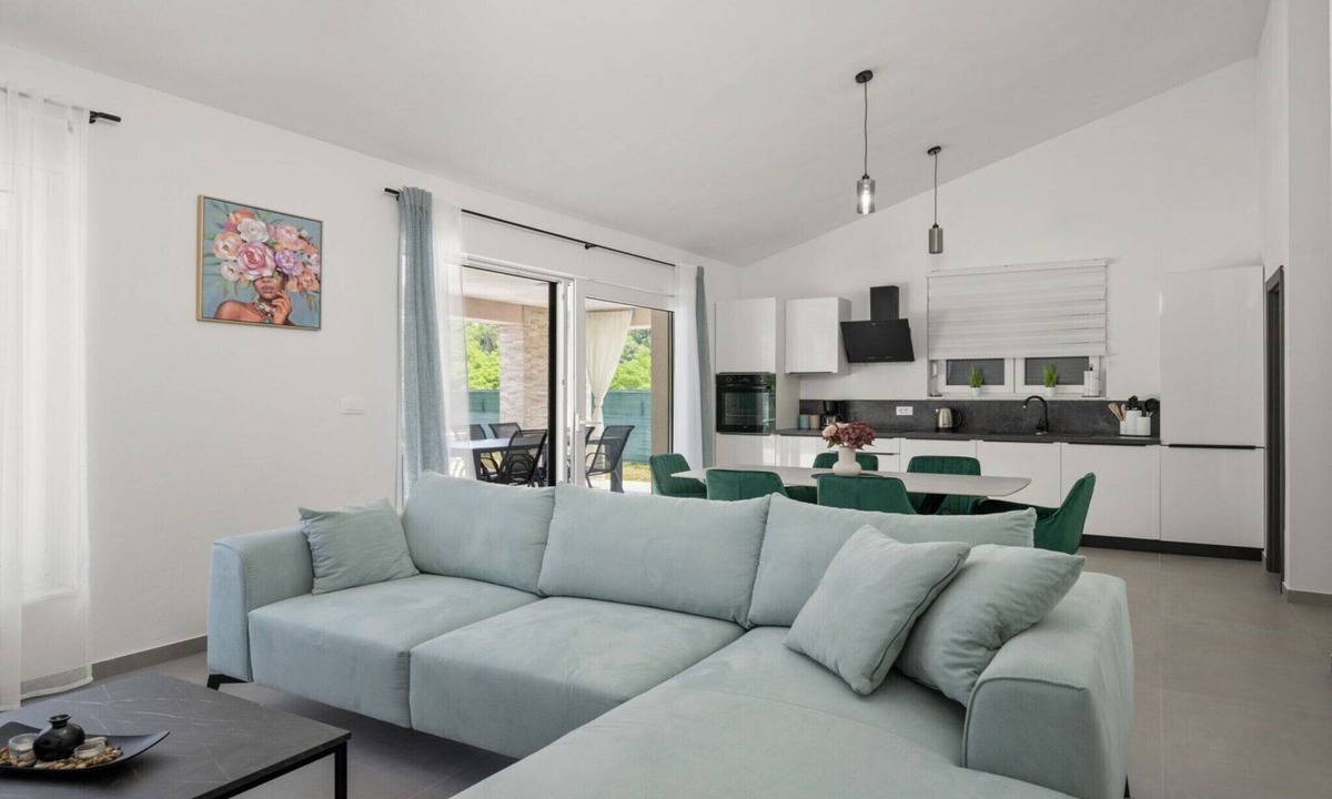 Santalezi Villa | Three Bedroom Villa with Swimming Pool