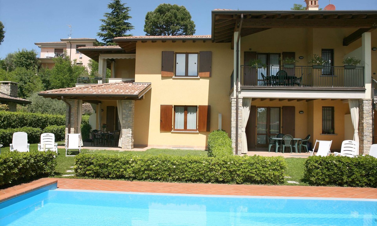 Solarolo Apartment | Three-room Ground Floor Apartment