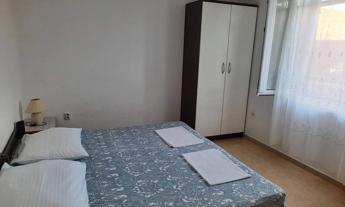 Dubrava Apartment | Two bedroom apartment near beach Luka Dubrava, Pelješac (A-21647-b)
