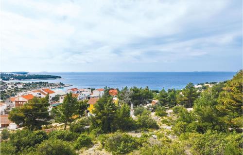 Primosten Burnji Apartment | Two-Bedroom Apartment In Dolac